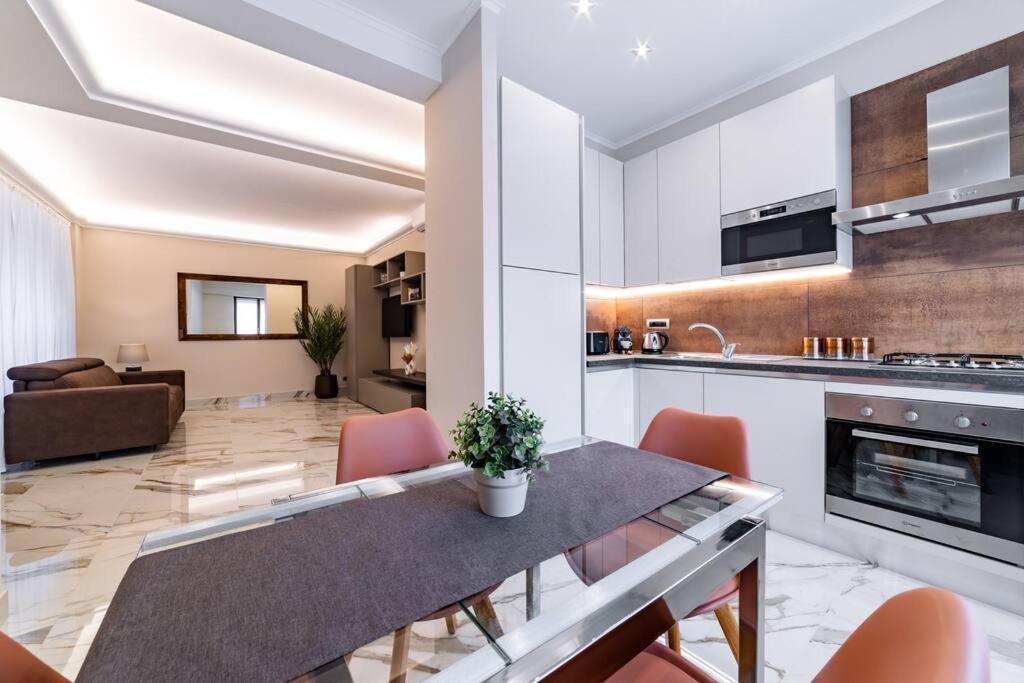 42 Gandino Superior Villa Rome Bagian luar foto